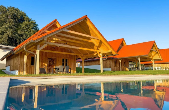 Lovely home in Stainz with heated swimming pool
