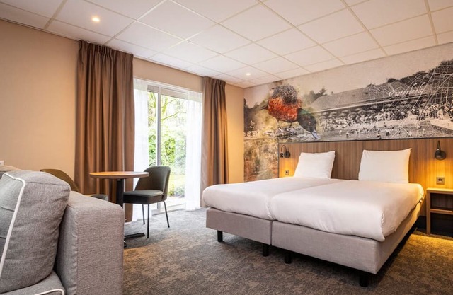 Quiet Hotel Comfort in the Forest Near Arnhem & Doorwerth Castle