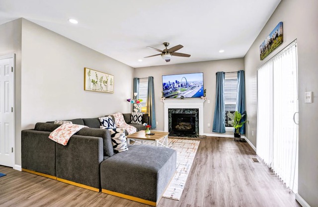 Charming 4BR Retreat - Near Attractions, Universities & Hospitals!
