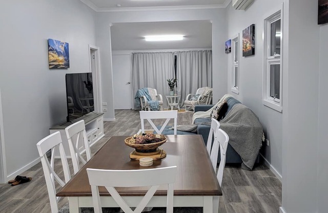 The Fraser - The Perfect Escape. Inner City Queenslander 2nd Floor.