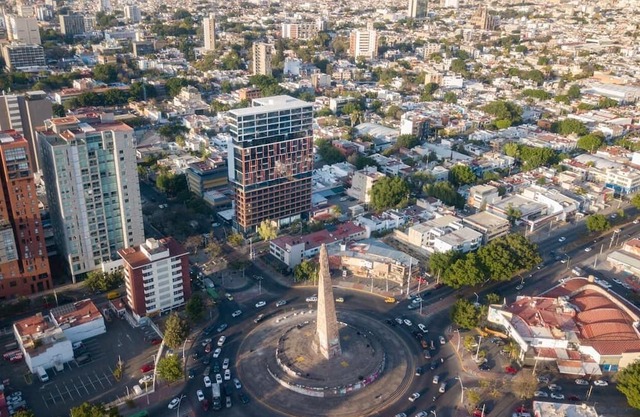 New apartment in Chapultepec area with beautiful views *no parking*.