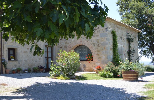Bellavista Farmhouse between Mount Amiata and Val d'Orcia - Ulivi Apartment