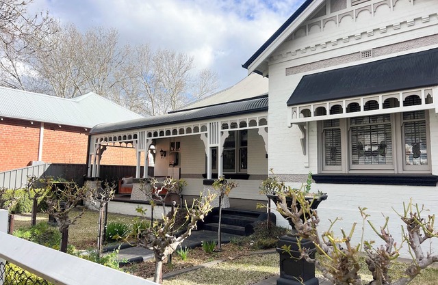52 Simmons Street, Wagga Wagga