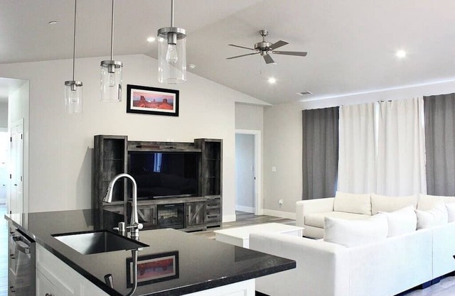3-bedroom house with a view