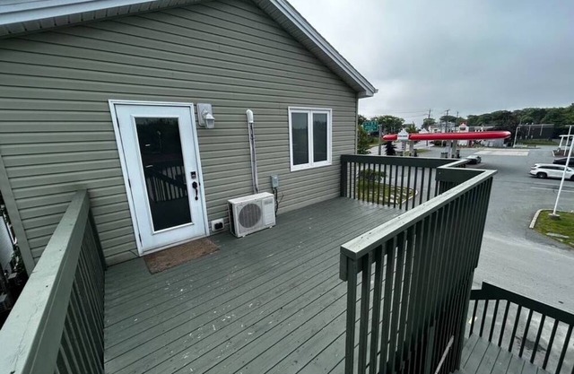 Lovely two bedroom apartment with AC & Patio