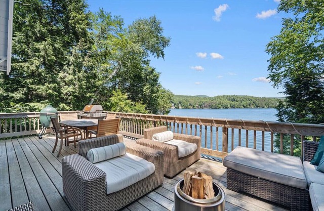 Lake Front Cabin with Private Dock & Amazing Views