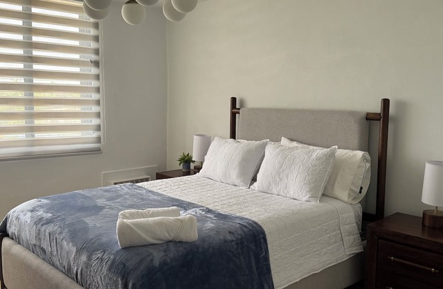 Hermoso apartamento frente al Mar .