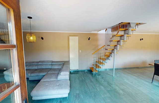 10 minutes from the center of Mons and 20 minutes from the Pairi Daiza park.