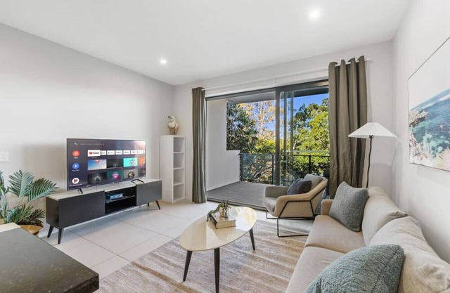 Modern 2BR Apartment Balcony & Central Convenience