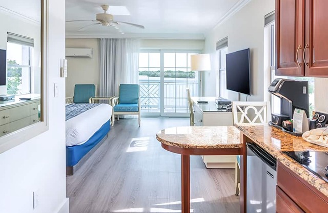 Bay View Studio w/Balcony Views! | Free Parking | Onsite Pool | Private Beach