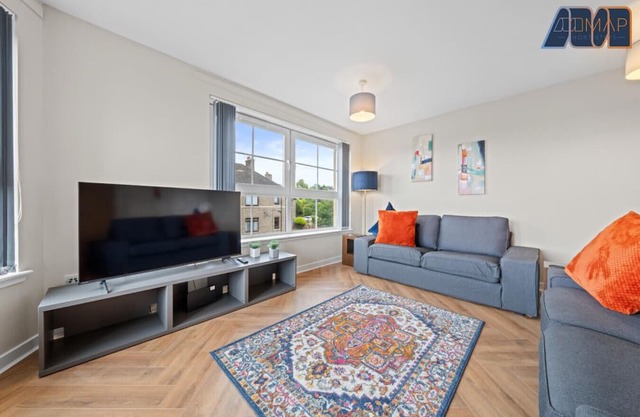3 Bed House in Alloa Sleeps 6
