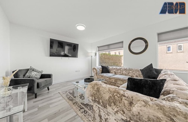 3BR Home in Kilmarnock Sleeps 6