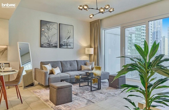 bnbme | Beach Access: 1BR Apartment w/City Views