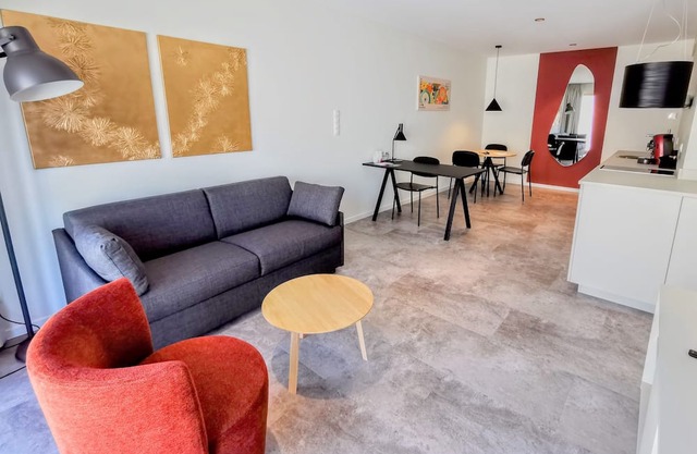 Multi-bed room for 4 guests with 40m² in Meckenbeuren (296940)