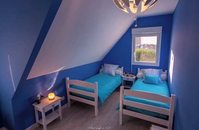 Renovated house, exceptional sea view, sleeps 8. Between Perros-Guirec and Paimpol