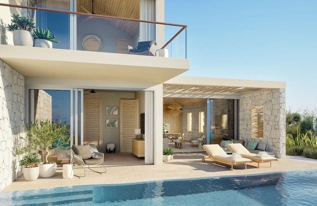 Idyllic Balcony Studio Perfect for Beachfront Tranquility Seekers