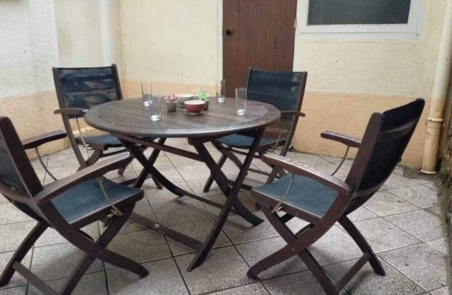 Oyon Patio* T3 * 4pers * Station * Private courtyard