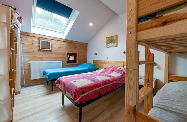 Room 'Les Carlines 4' with Mountain View, Shared Terrace and Wi-Fi