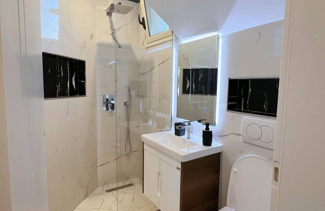 Nice 2-bedroom apartment with AC in sunny Vlora