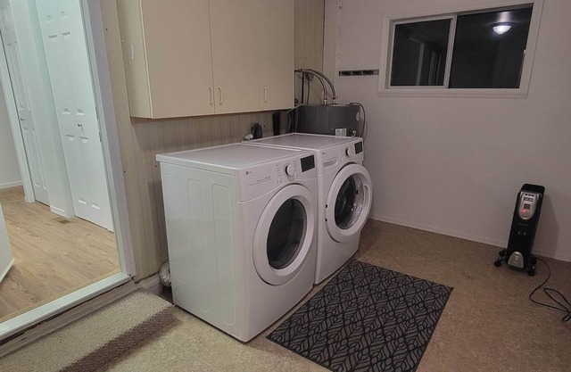 Retreat at the Falls: Fire Pit, King Bed