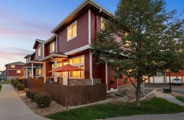 2-bedroom townhome in charming Brighton near Airport