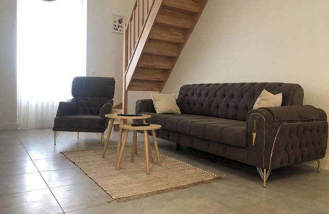 Beautiful F3 109 Train station on foot La Ferté-so