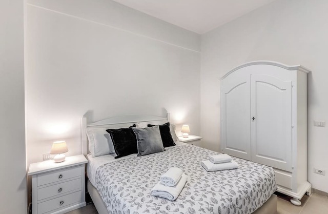 Elegance and Comfort in the Heart of Rome Aurelio Vaticano Area