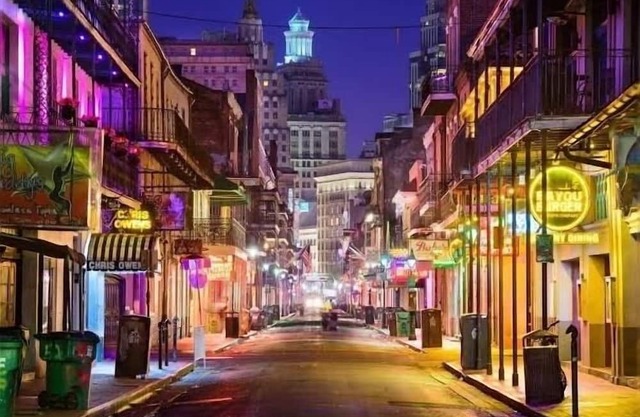 NOLA CITY CONDO!