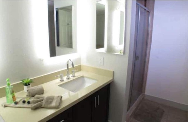 2 Bed Apartment in a Full Service Building L11-A