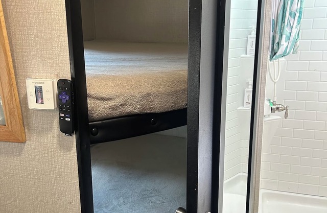 Cozy Camper near lake Travis & Colorado River