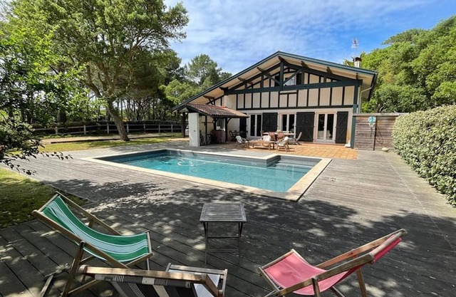 Family villa between Hossegor and Seignosse - Pool & pétanque court