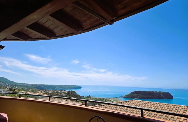 Casa di Stefano in a quiet and exclusive location with sea views