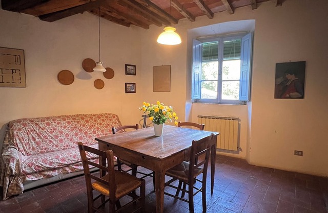 Apartment in hamlet with three large rooms and pool use
