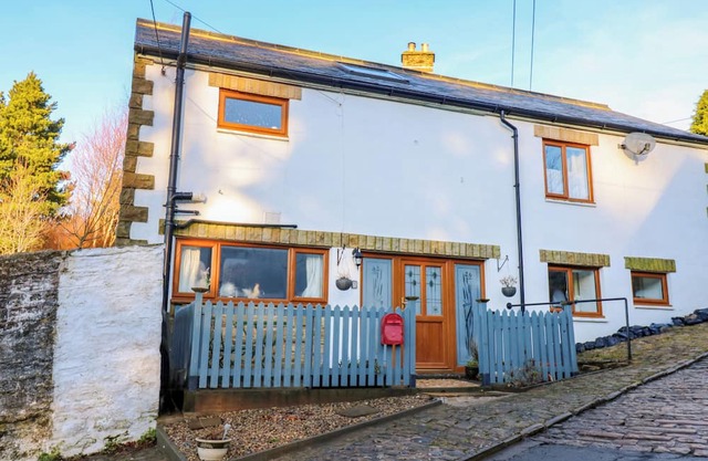 THE MUSEUM, family friendly, character holiday cottage in Nenthead