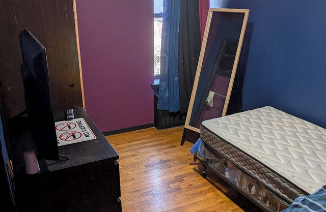 Room 4 Rent fully furnished