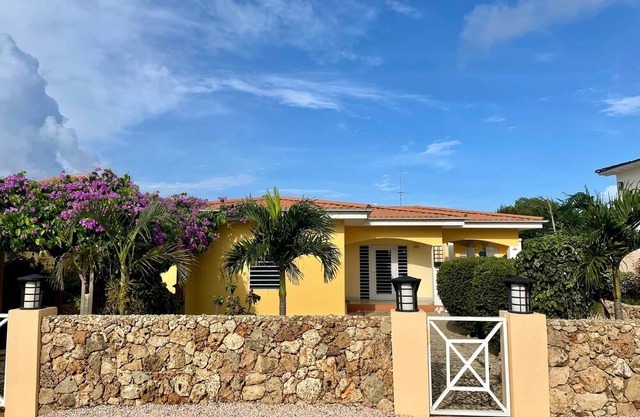 Villa 2 Relax & Dive Resort Bonaire Village
