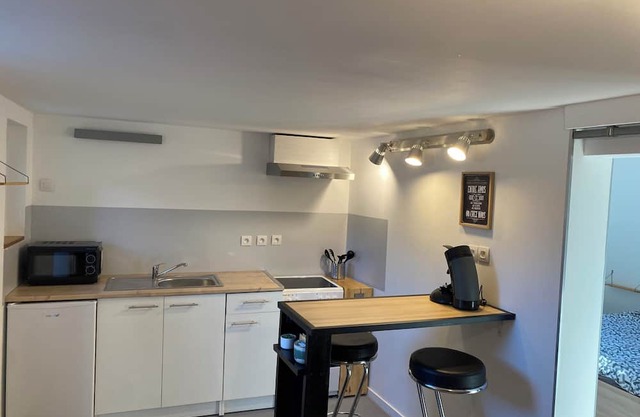 Apartment 2 people -Poncin