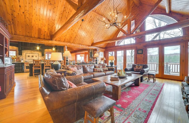 Deck + Beach Access: Lakefront Cabin in Levering!