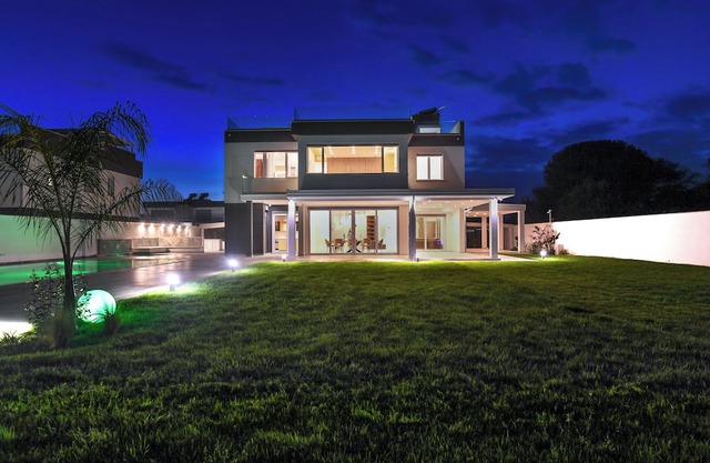 Axa Luxury