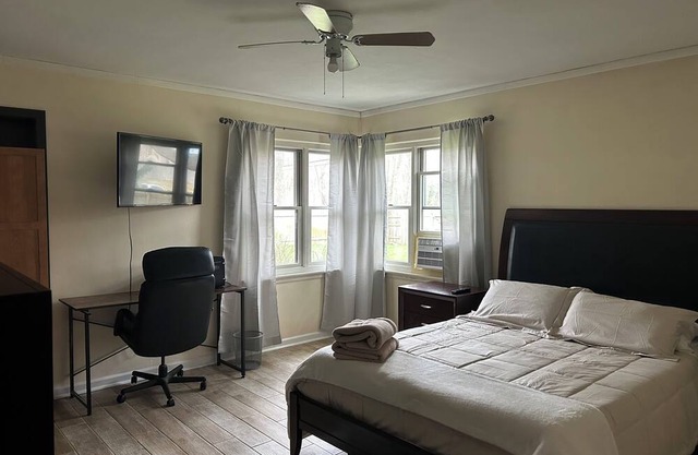 Charming bedroom in house in beautiful Norton Shores