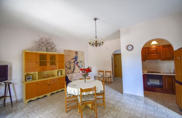 Apt Pinnacchio With Ac Near Sea