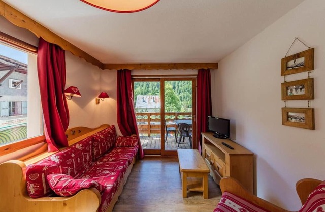 Wifi, 300m from ski slopes, fitness, swimming pool, parking, tv, ski locker, 64-69m², Abriès