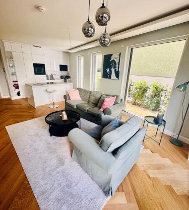 Stylish New Apt near Merianplatz