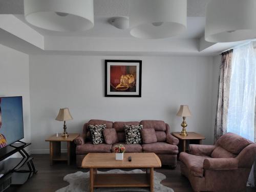 Newly constructed 3-Bedroom-Hyde Park- close to UWO and Hospital