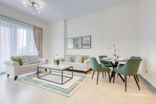 Luxurious 2Bedroom Balcony Madison Dubai