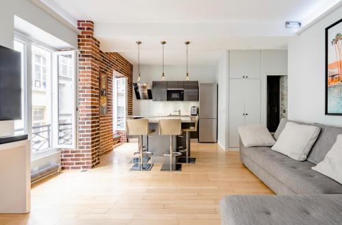 Cosy central place in Paris