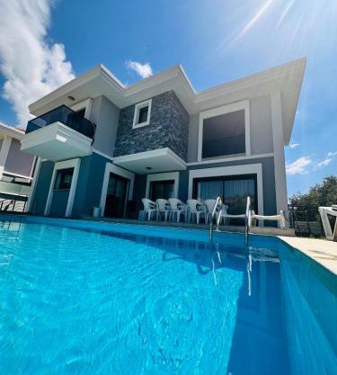 Villa Silver A