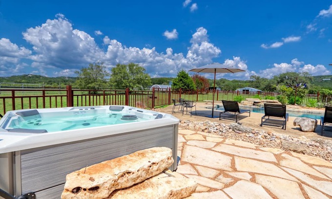 Wimberley House | The Main House at D2 Farms I Couples retreat with hot tub and pool.