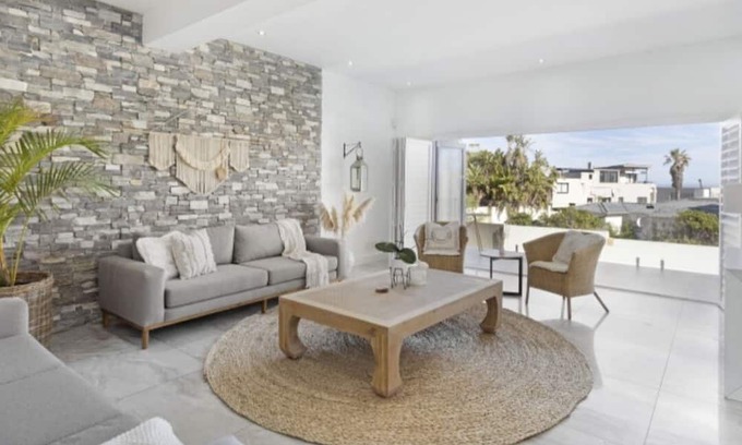 Bloubergstrand House | Beach Home with Panoramic Ocean and Table Mountain views in Cape Town