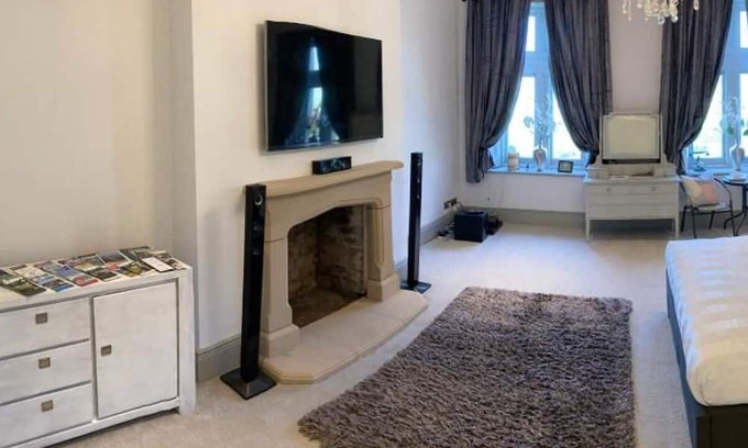 Trawscoed House | Trawscoed Mansion,central Wing